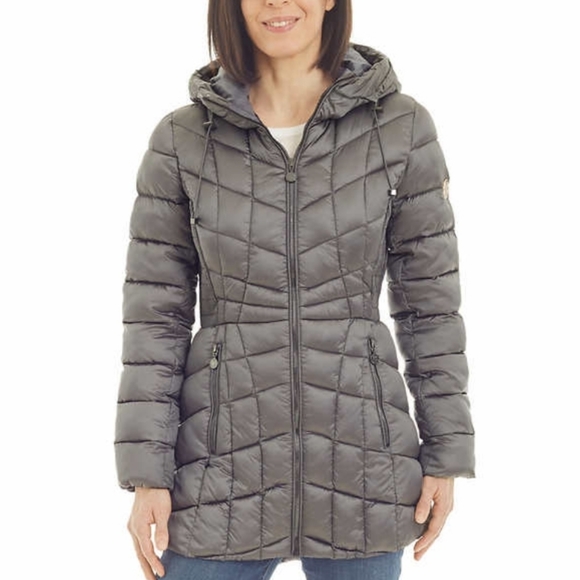 2X HOST PICK!!! Bernardo Ladies' Quilted Jacket - Picture 2 of 7
